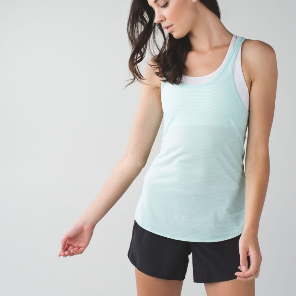Lululemon tank